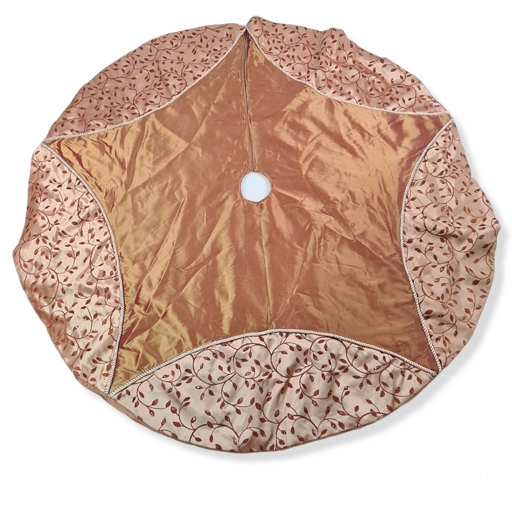 Christmas Eve by Santa's Best Tree Skirt Bronze Gold Shiny Tafetta with Sequins